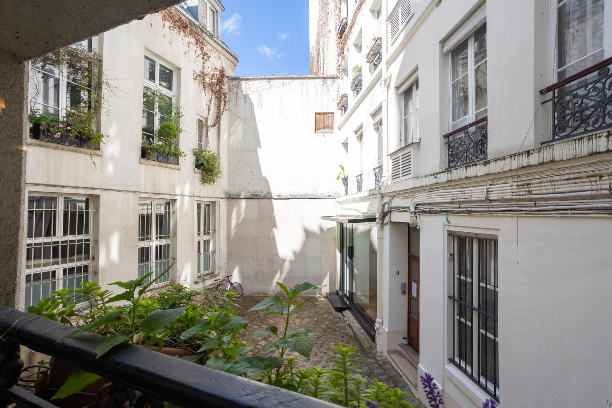 Studio Cosy Romantique En Plein Coeur De Paris Apartamento Exterior foto